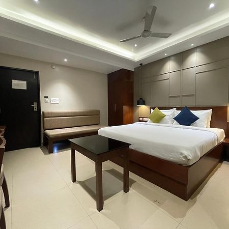Five Elements Hotel Visakhapatnam Ngoại thất bức ảnh
